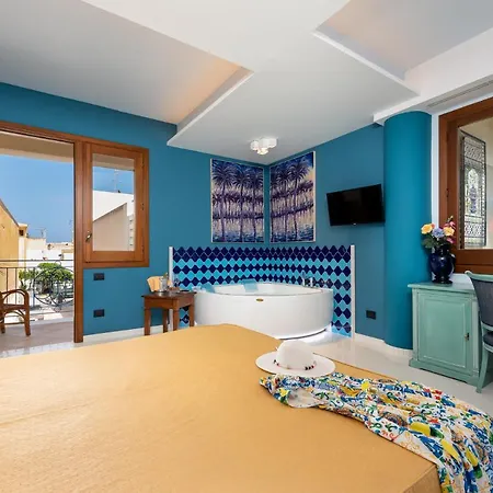Hotell Sicilya 3*